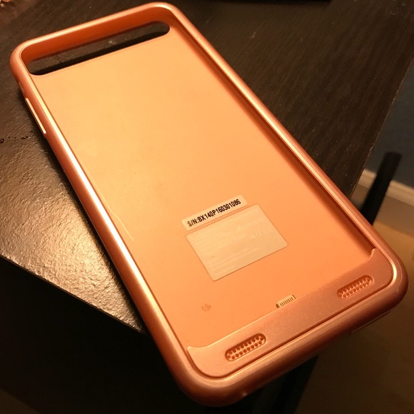 iPhone 6/6s Plus 4000mAh Battery Case Rose Gold - Picture 4 of 6